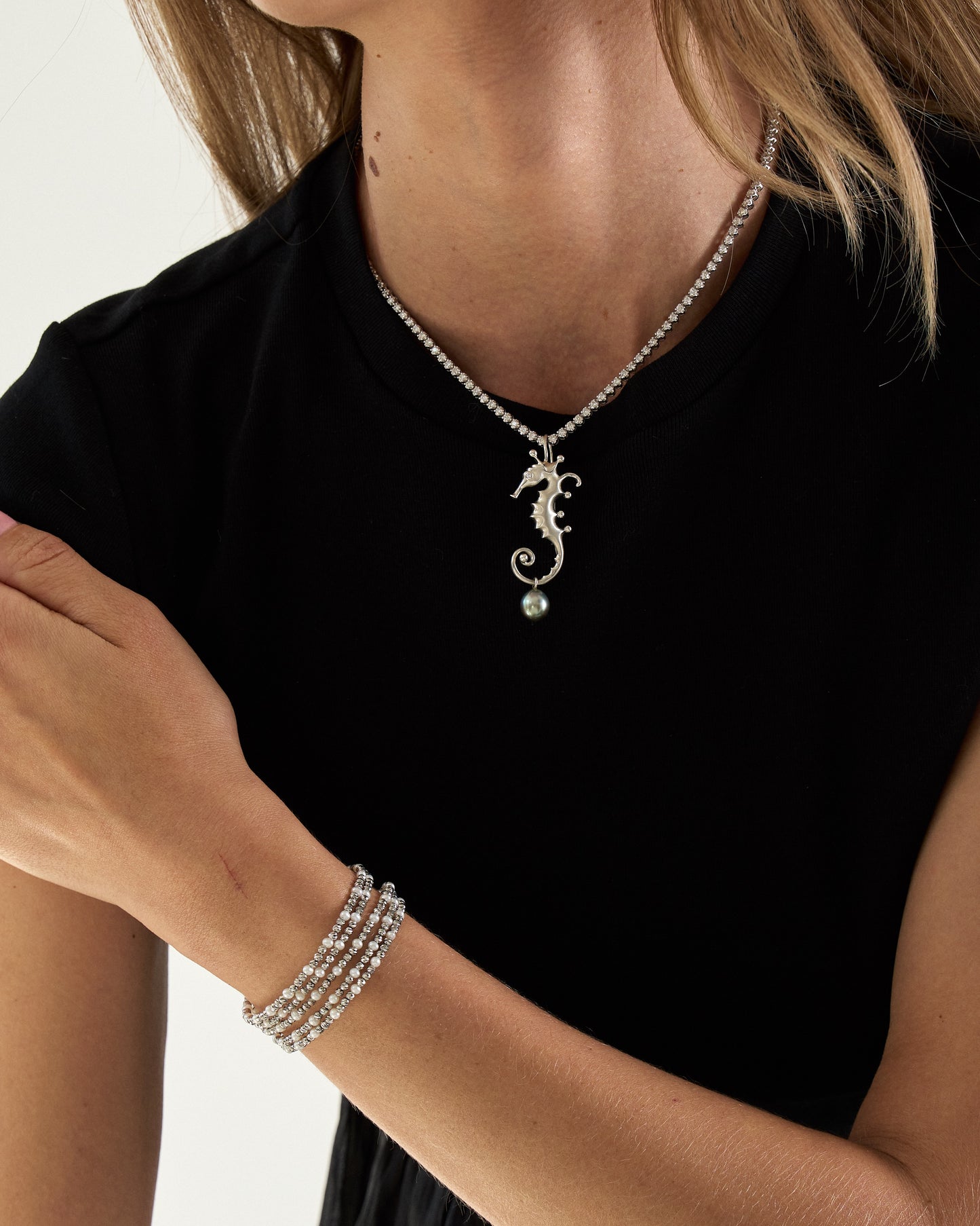 Angela Cummings Seahorse Pendant in Sterling Silver, Medium