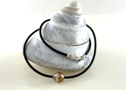 Fiji Rare Copper-Champagne Circle 9.2mm Pearl Necklace