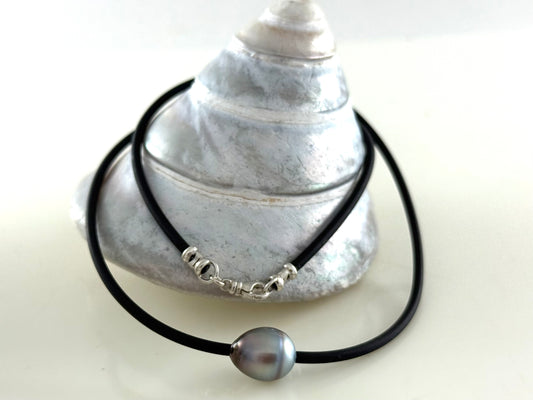 Fiji Grey Blue Circle 10.9mm Pearl Necklace