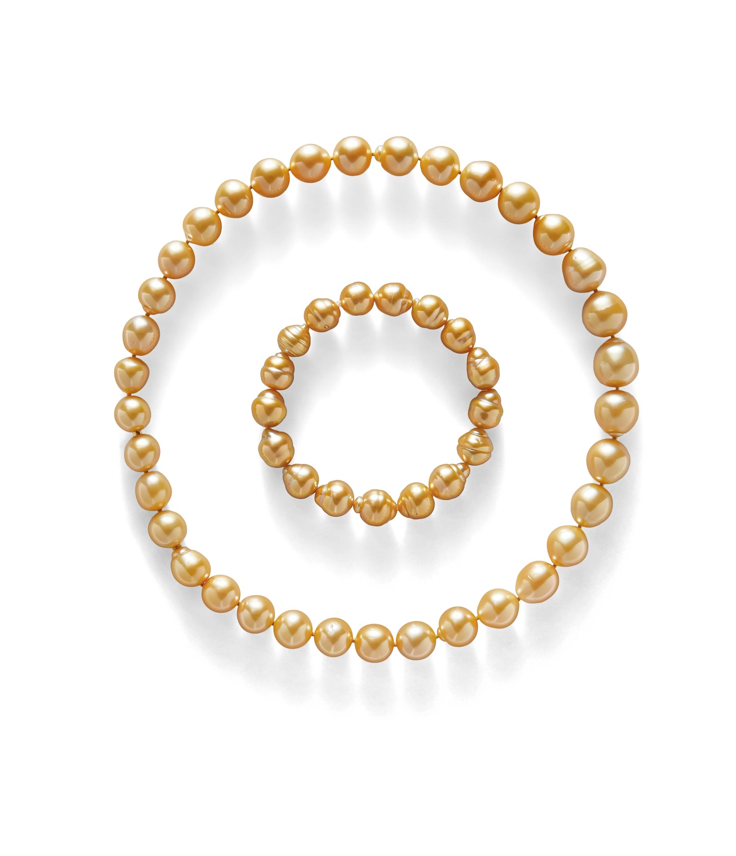 JEWELMER South Sea Circled Pearl Bracelet